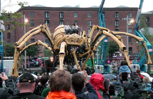 La Princesse -Araña Gigante - Bouza Brands
